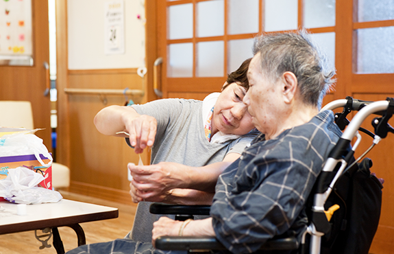 顔なじみのスタッフ、身近な人達と過ごす日々